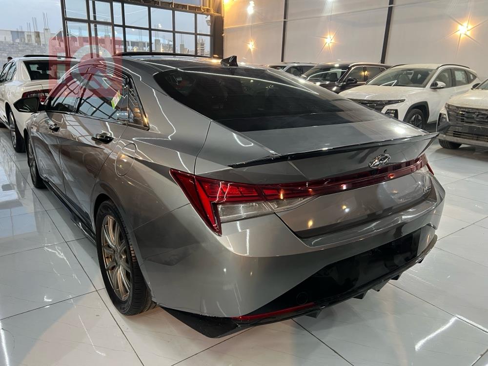 هیوندای ئەلەنترا